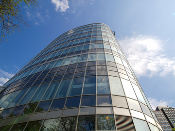 Бизнес-центр Mercedes-Benz Plaza - 0